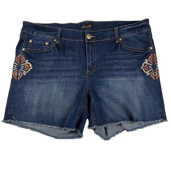 Seven7 Southwest Embroidered Denim Cut Off Shorts 6” Inseam Size 22 - Picture 1 of 11